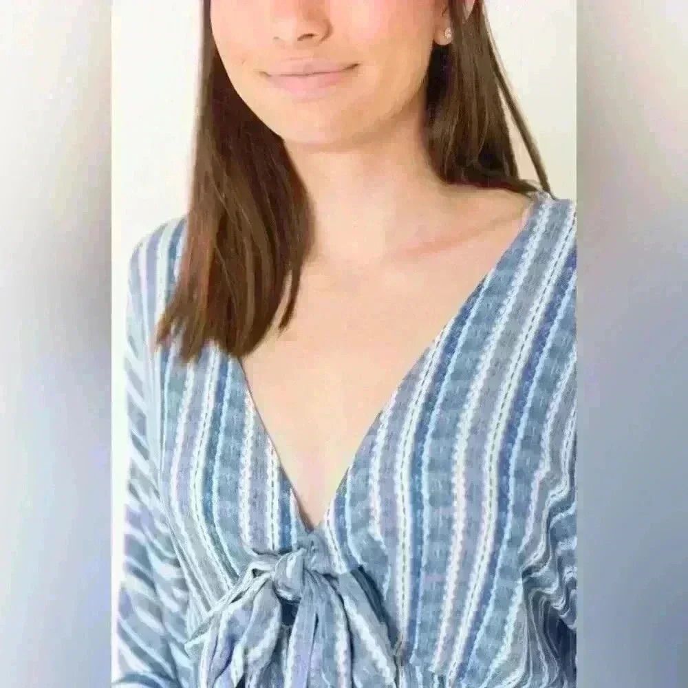 Lush romper - Picture 2 of 7